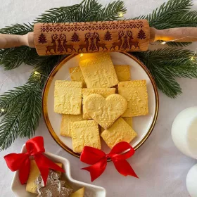 Wałek do ciasta w jelenie z motywami świątecznymi