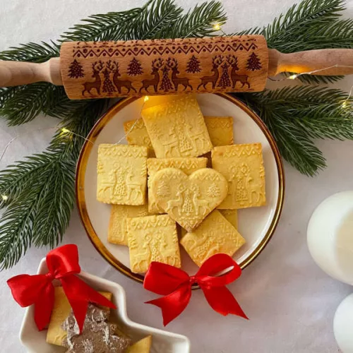 Wałek do ciasta w jelenie z motywami świątecznymi