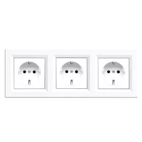 Wtyczka z uziemieniem Nova III z białą ramką