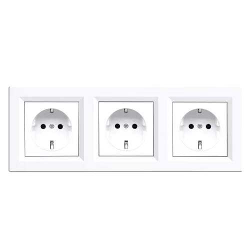 Wtyczka z uziemieniem Nova III z białą ramką